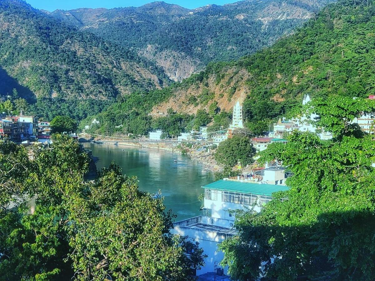Zostel Rishikesh, Laxman Jhula Pansiyon Dış mekan fotoğraf