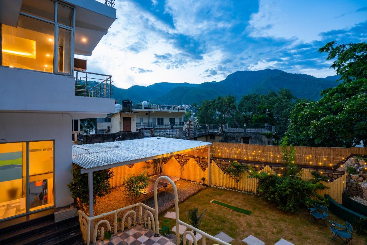Zostel Rishikesh, Laxman Jhula Pansiyon Dış mekan fotoğraf