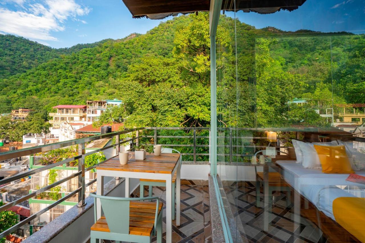 Zostel Rishikesh, Laxman Jhula Pansiyon Dış mekan fotoğraf